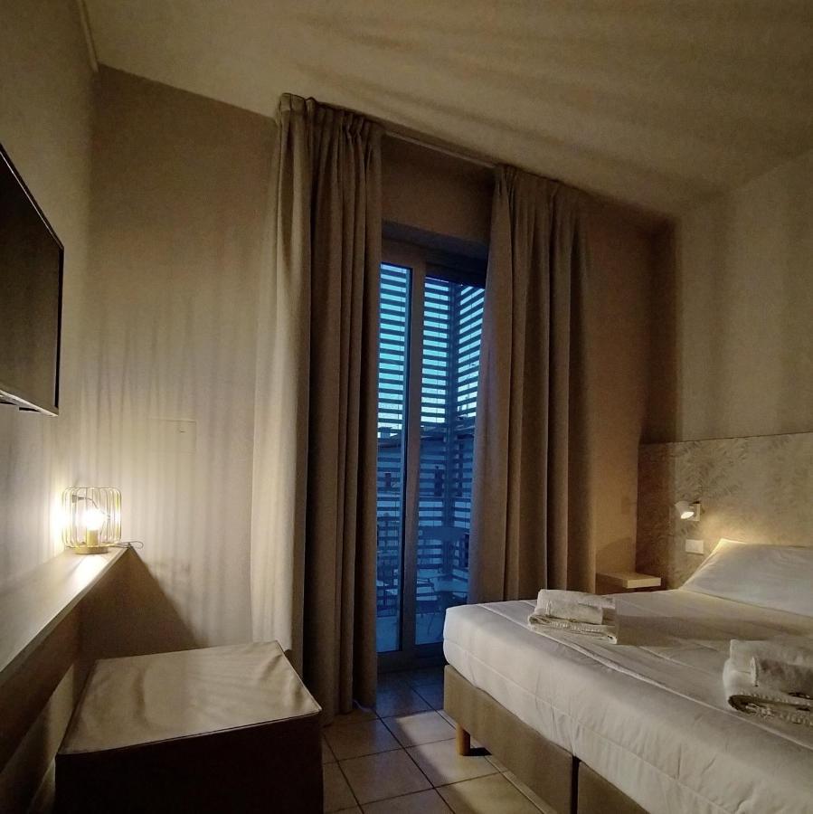 קאורלה Hotel Benvenuto מראה חיצוני תמונה