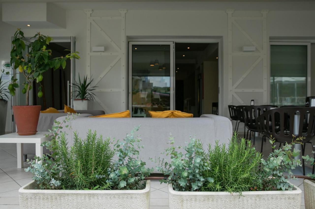 קאורלה Hotel Benvenuto מראה חיצוני תמונה