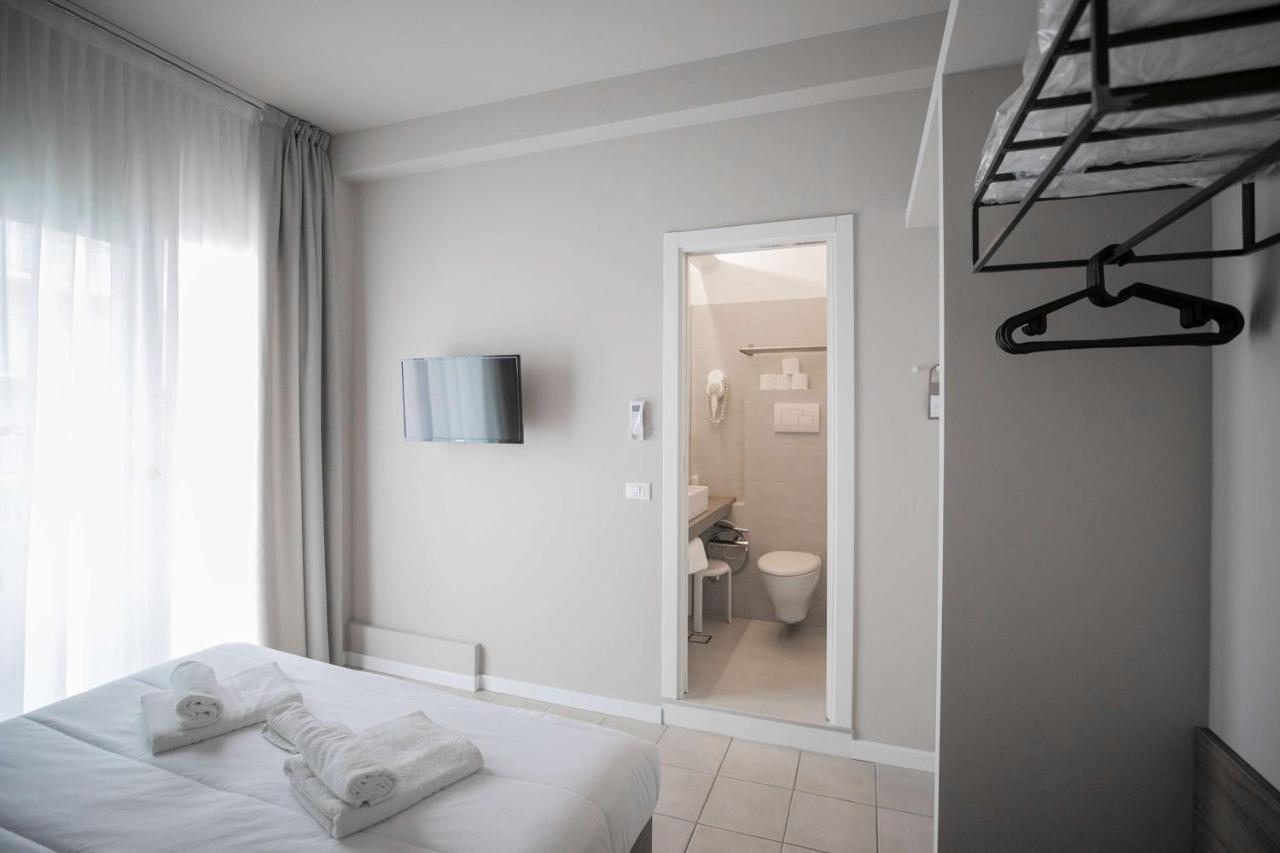 קאורלה Hotel Benvenuto מראה חיצוני תמונה