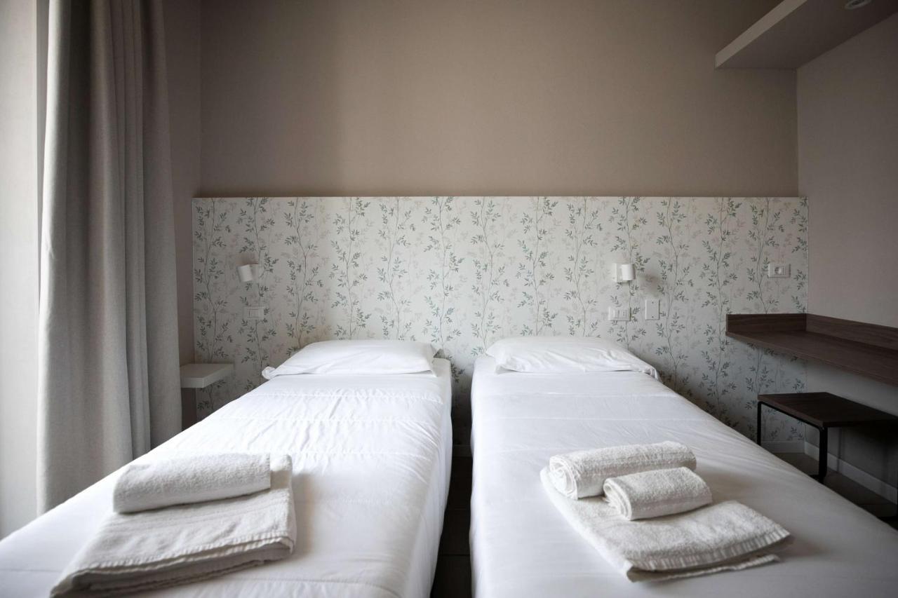 קאורלה Hotel Benvenuto מראה חיצוני תמונה
