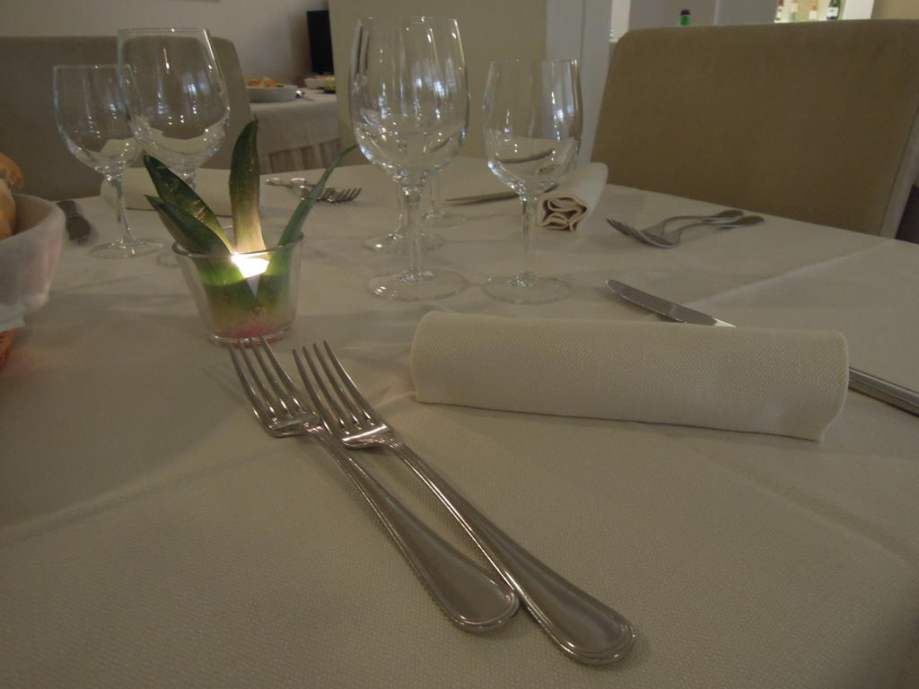 קאורלה Hotel Benvenuto מראה חיצוני תמונה