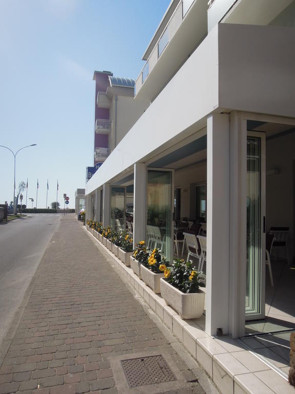 קאורלה Hotel Benvenuto מראה חיצוני תמונה